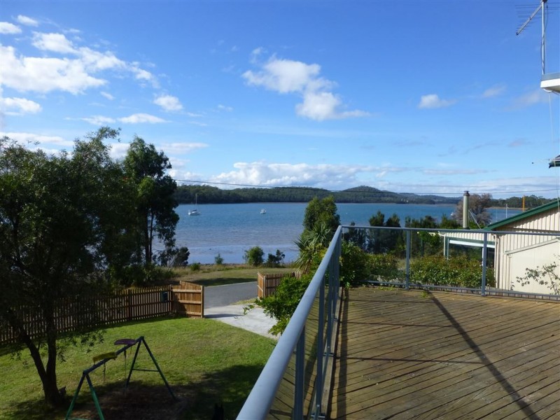 68 Flinders Street, Beauty Point TAS 7270