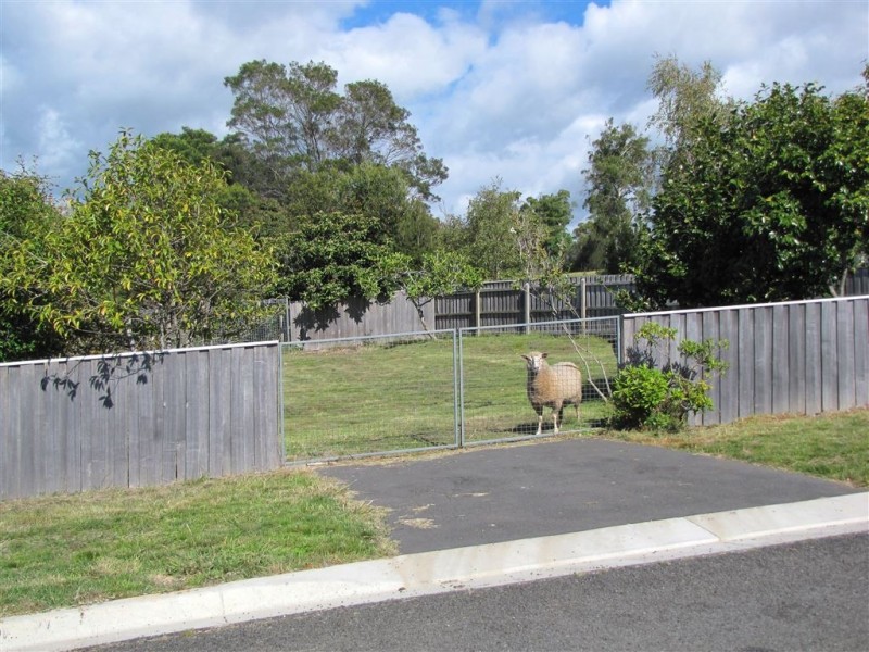 . Tomah Place, Gravelly Beach TAS 7276