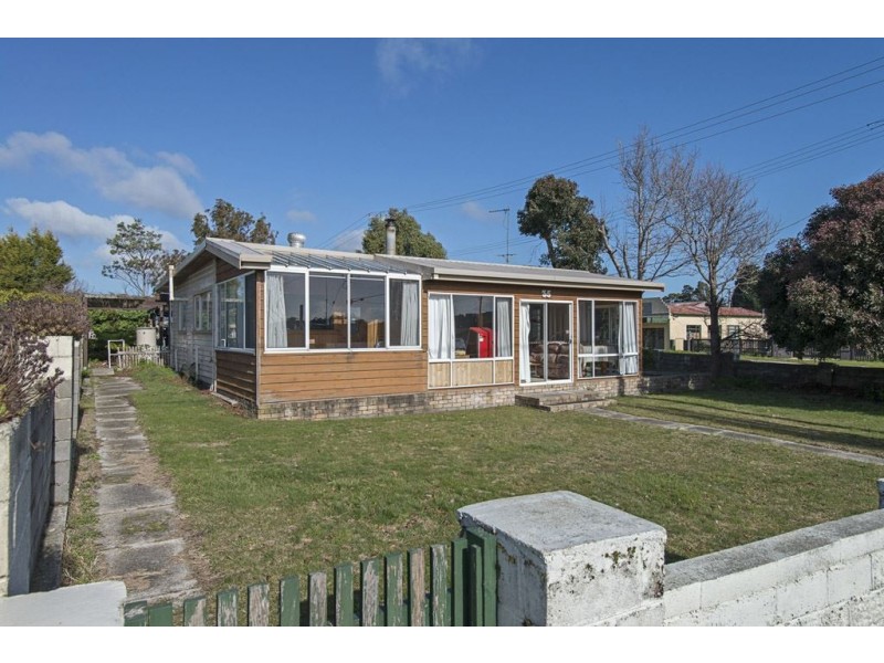 35 Esplanade, Beauty Point TAS 7270