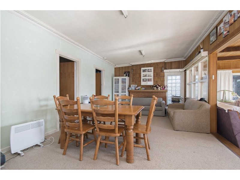 35 Esplanade, Beauty Point TAS 7270