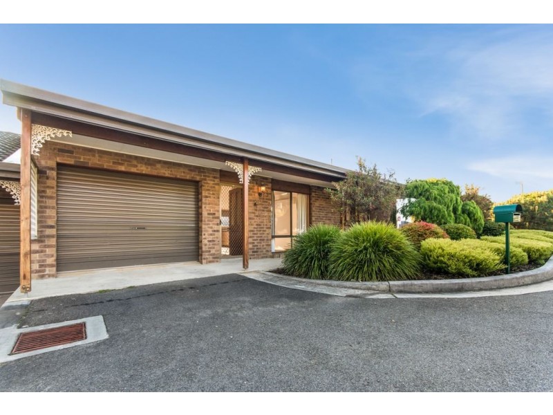 3 Iris Cl, Riverside TAS 7250