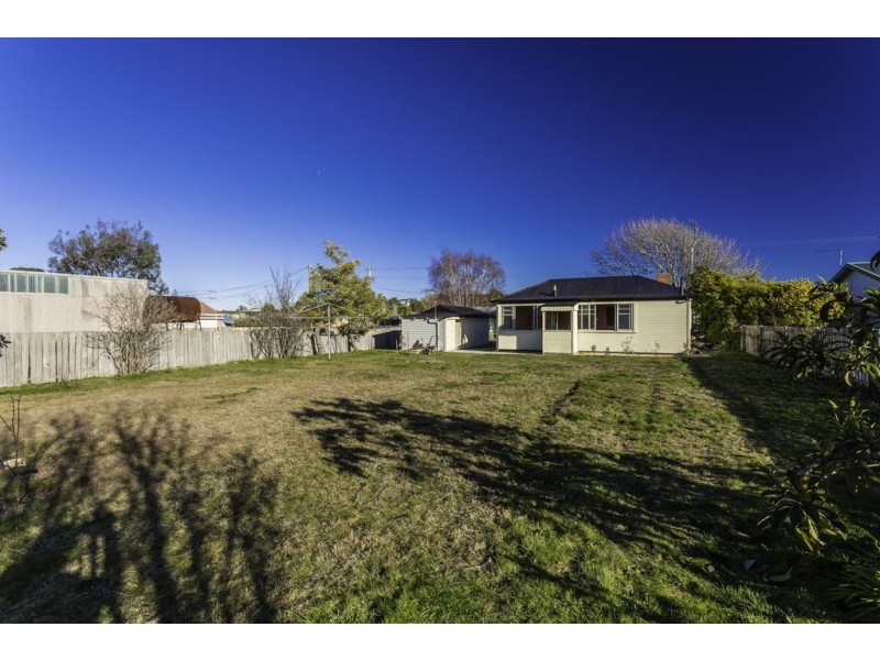 242 Flinders Street, Beauty Point TAS 7270