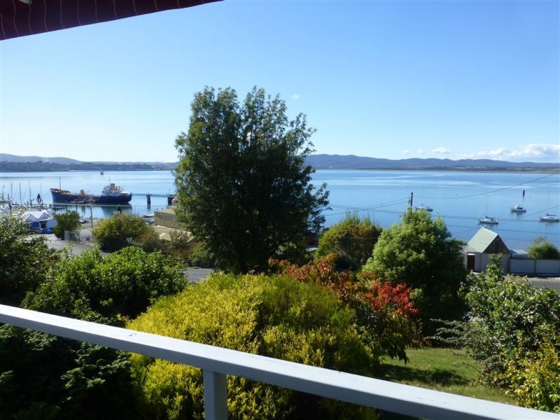 109 Flinders Street, Beauty Point TAS 7270