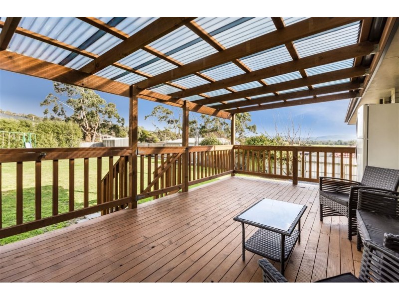 19 Ernest Street, Beauty Point TAS 7270