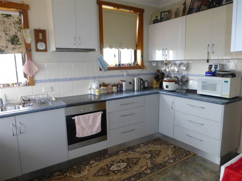 148 Charles Street, Beauty Point TAS 7270