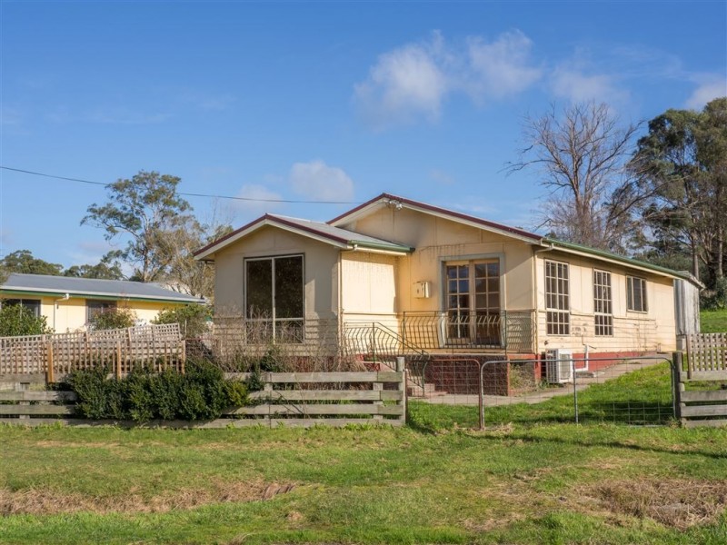 427 Gravelly Beach Road, Gravelly Beach TAS 7276