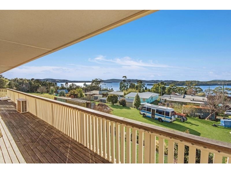2 Augustus Street, Beauty Point TAS 7270