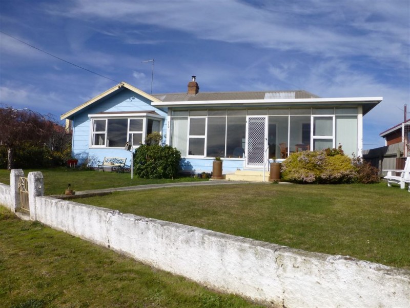 219 Flinders Street, Beauty Point TAS 7270