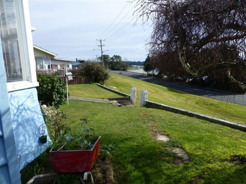 219 Flinders Street, Beauty Point TAS 7270
