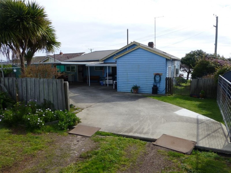 219 Flinders Street, Beauty Point TAS 7270