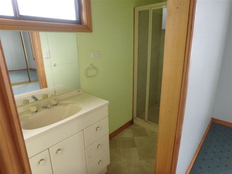 18 Crowther Street, Beaconsfield TAS 7270