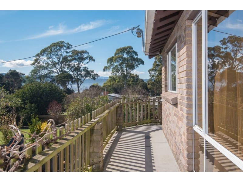 66 Little Swan Point Road, Gravelly Beach TAS 7276