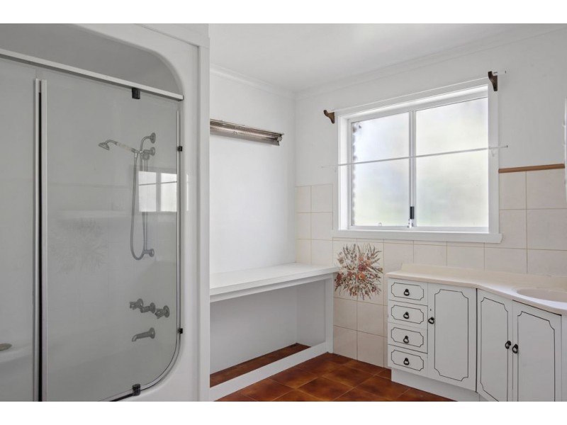 66 Little Swan Point Road, Gravelly Beach TAS 7276