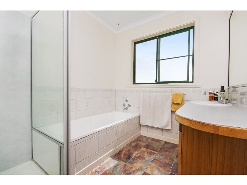 14 Garrett Street, Beauty Point TAS 7270