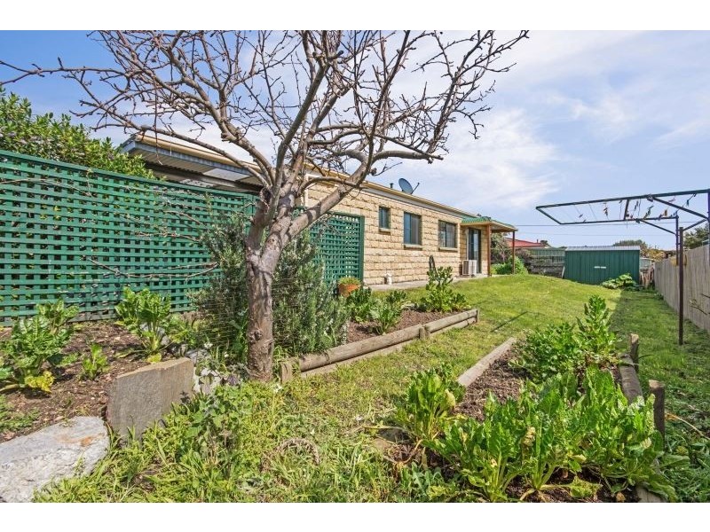 14 Garrett Street, Beauty Point TAS 7270