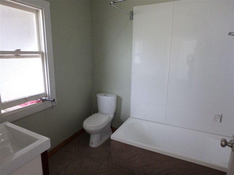 35 Napier Street, Beauty Point TAS 7270