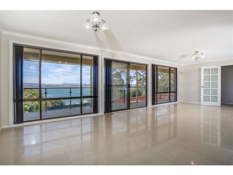 142 Oxford Street, Beauty Point TAS 7270