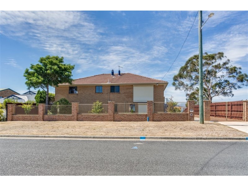 142 Oxford Street, Beauty Point TAS 7270