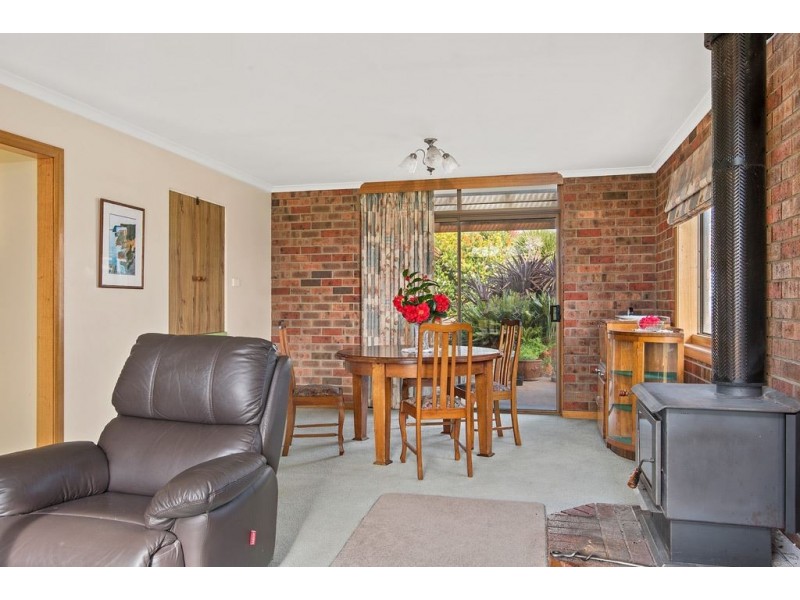 2 Tattersalls Road, Beaconsfield TAS 7270