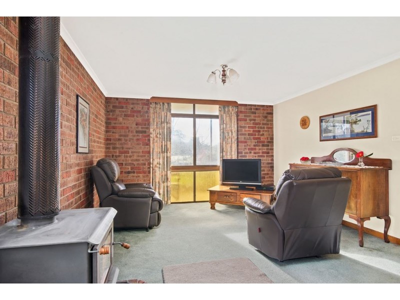 2 Tattersalls Road, Beaconsfield TAS 7270