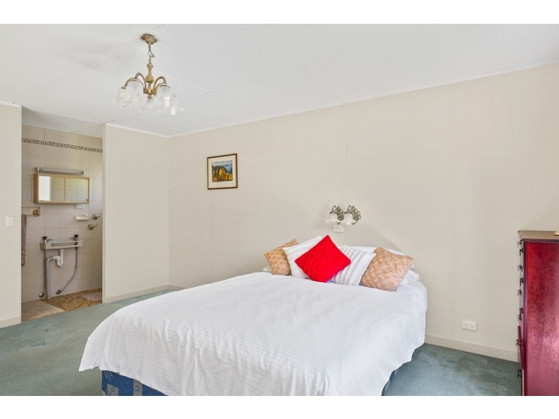 2 Tattersalls Road, Beaconsfield TAS 7270