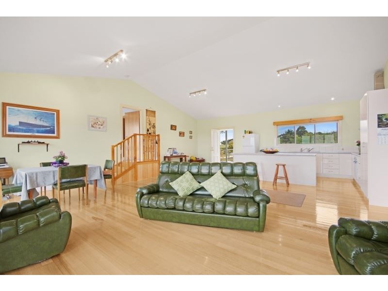 359 Clarence Point Road, Clarence Point TAS 7270