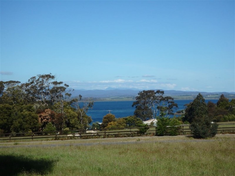 14 Chisholm Avenue, Clarence Point TAS 7270