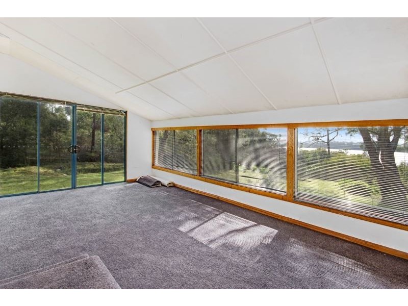 104-106 Sunset Blvd, Clarence Point TAS 7270