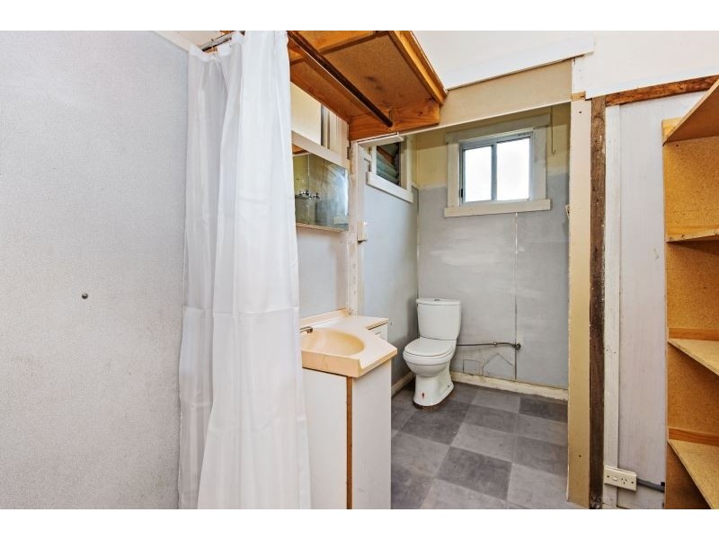 104-106 Sunset Blvd, Clarence Point TAS 7270