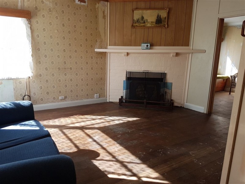 83 Weld Street, Beaconsfield TAS 7270