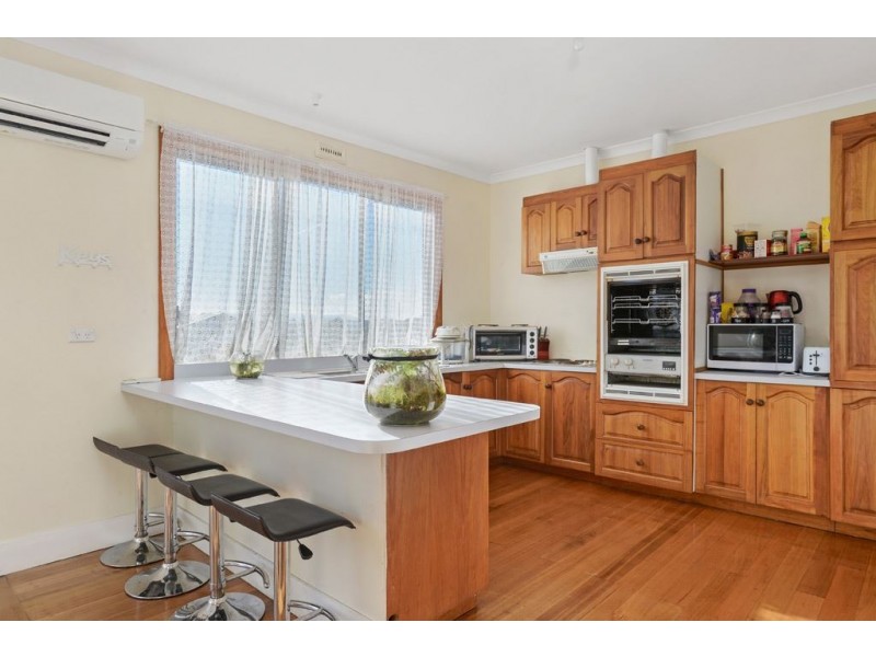 35 Napier Street, Beauty Point TAS 7270