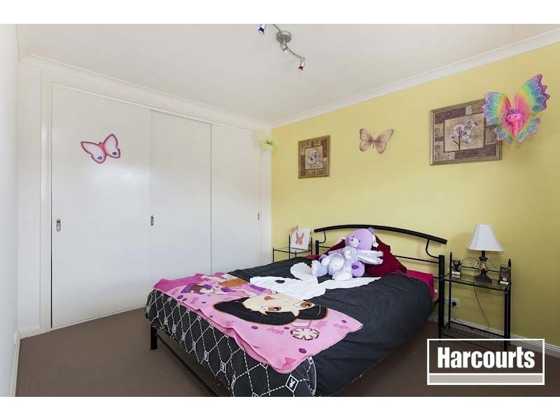 3 Baynton Crescent, Lynbrook VIC 3975