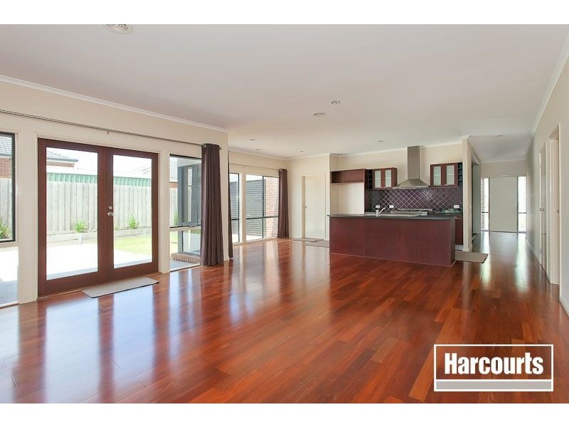 79 Aylmer Road, Lynbrook VIC 3975