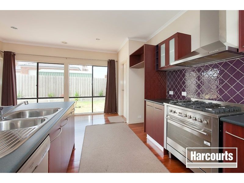 79 Aylmer Road, Lynbrook VIC 3975