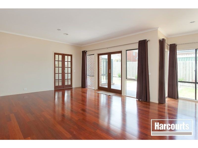 79 Aylmer Road, Lynbrook VIC 3975