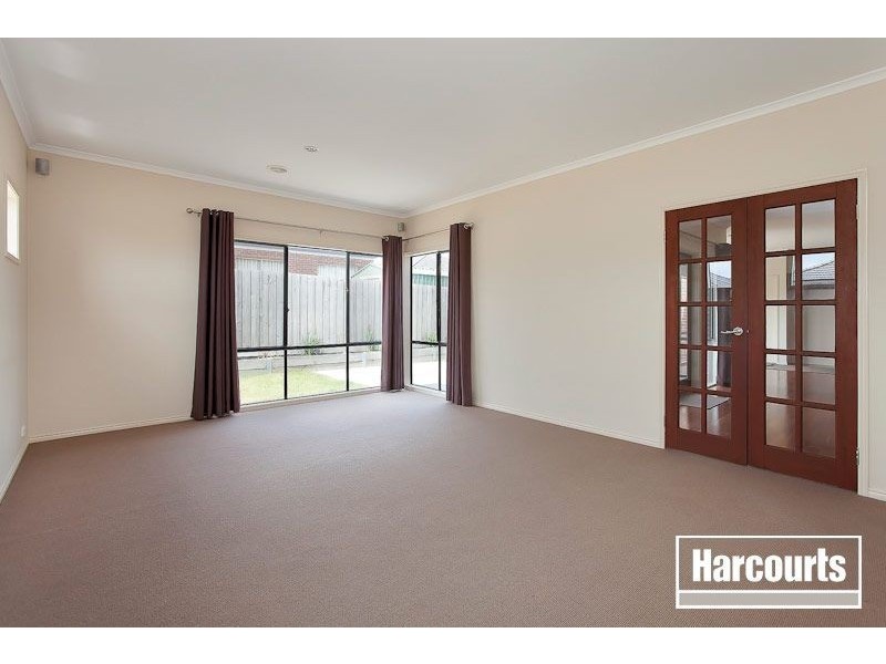 79 Aylmer Road, Lynbrook VIC 3975