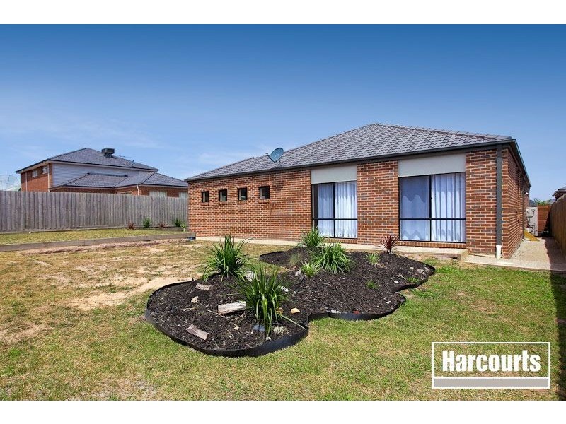 79 Aylmer Road, Lynbrook VIC 3975
