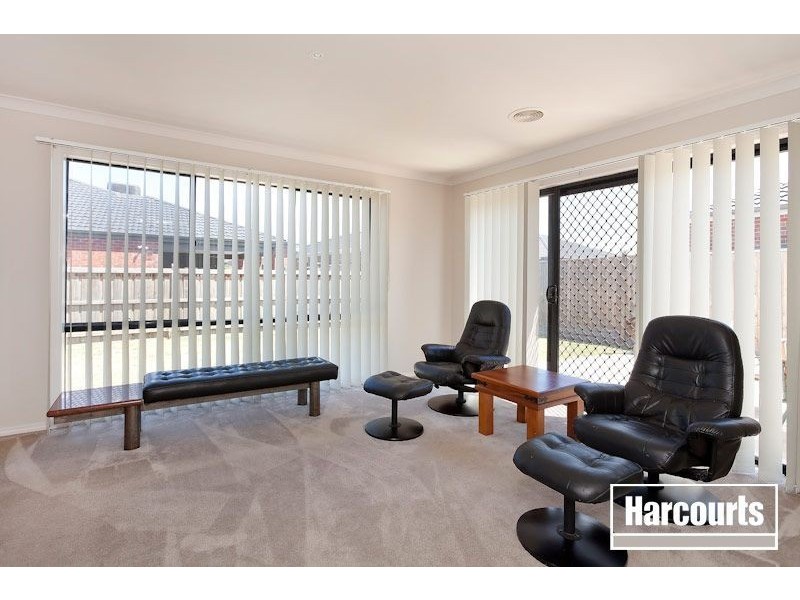 5 Wattle Valley Close, Lyndhurst VIC 3975