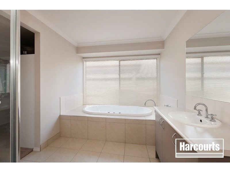 5 Wattle Valley Close, Lyndhurst VIC 3975