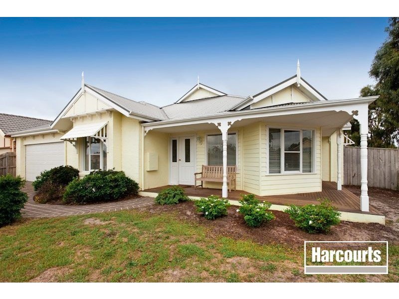 6 Pedley Way, Lynbrook VIC 3975