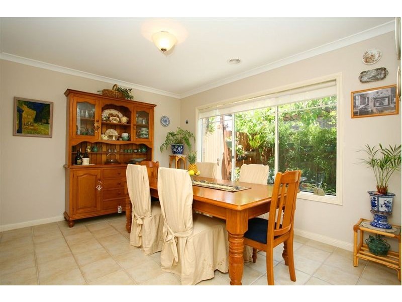 25 Moreton Bay Blvd, Lyndhurst VIC 3975