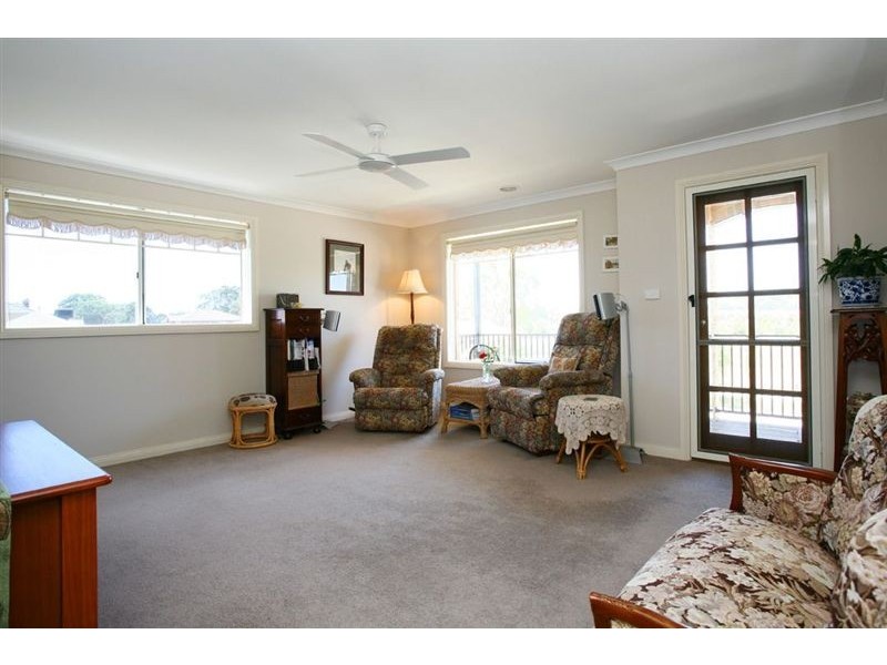 25 Moreton Bay Blvd, Lyndhurst VIC 3975