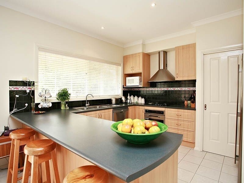 22 Caversham Terrace, Lynbrook VIC 3975