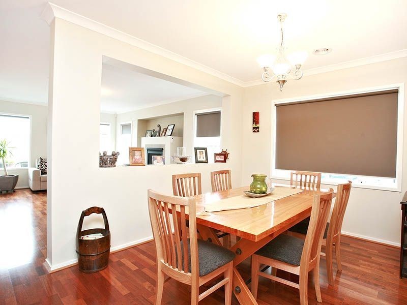 3 Boldrewood Place, Lynbrook VIC 3975