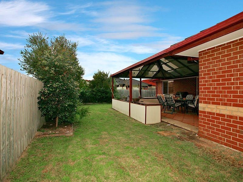 7 Macleod Way, Lynbrook VIC 3975