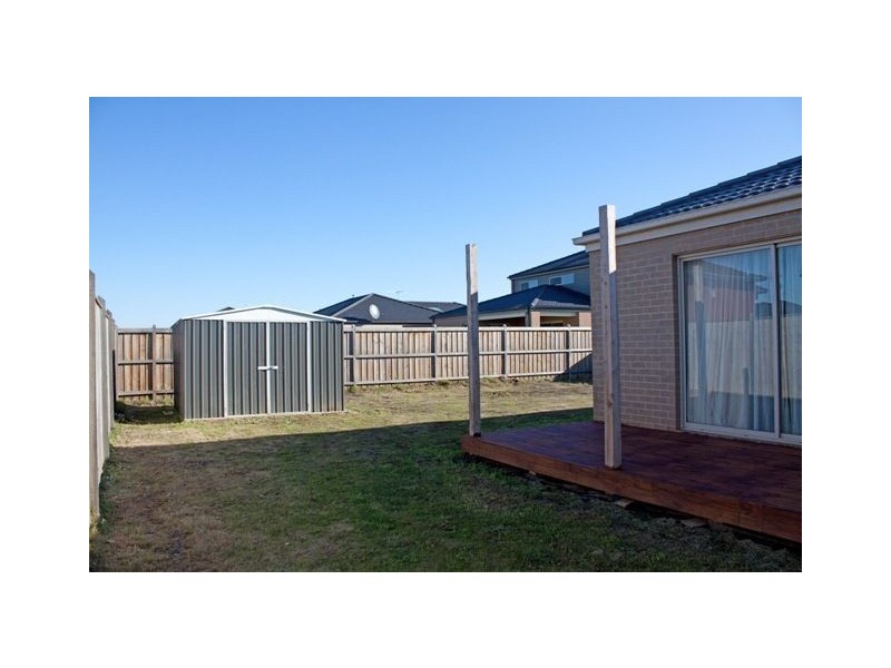 23 Alpine Heath Way, Lyndhurst VIC 3975