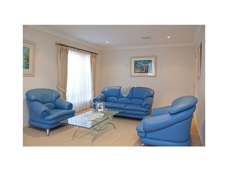 7 Golden Elm Way, Lyndhurst VIC 3975