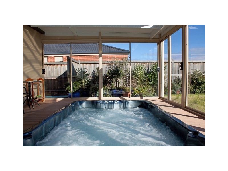 7 Golden Elm Way, Lyndhurst VIC 3975