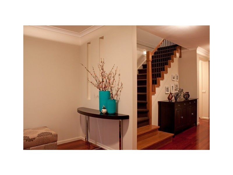 76 Paterson Drive, Lynbrook VIC 3975