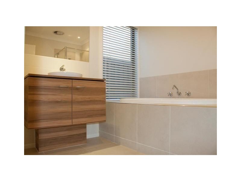 18 Carbine Way, Lyndhurst VIC 3975